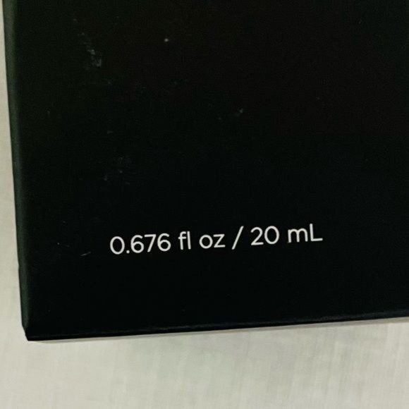 Billion Dollar Beauty Gold Illuminator Sz .67 fl oz Hydrating Makeup Enhancement - Picture 5 of 11